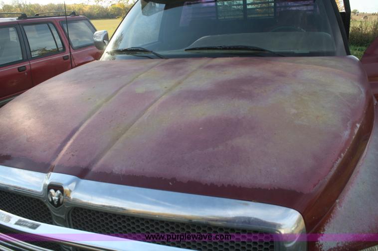 image for item F2697 1994 Dodge Ram 2500 flatbed pickup truck