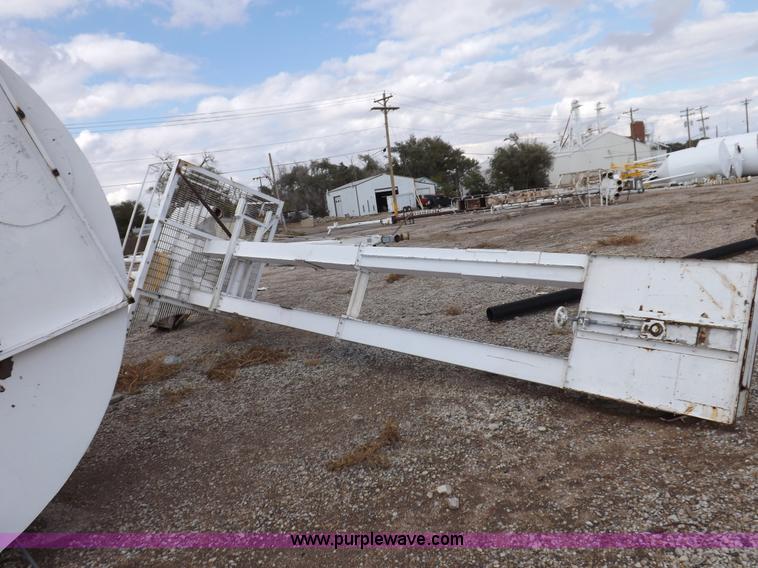 image for item F6063 Elevator leg