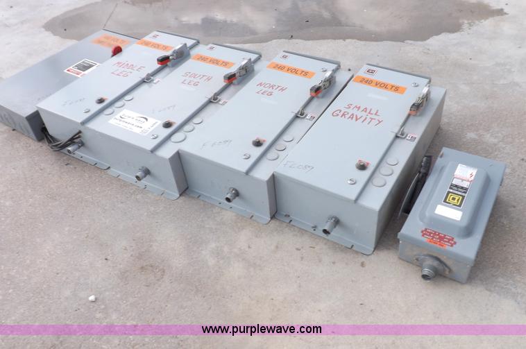 Assorted Cutler Hammer disconnects in Ulysses , KS | Item F6089 sold ...