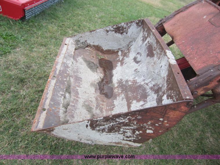 image for item F6531 Allis Chalmers WD tractor