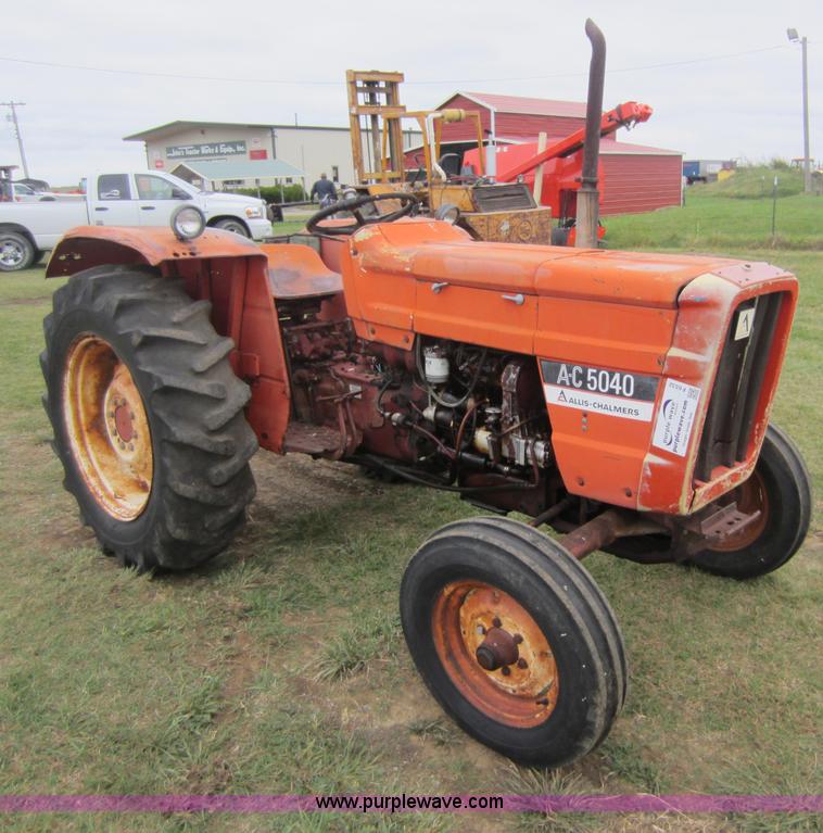 image for item F6532 Allis Chalmers 5040 tractor