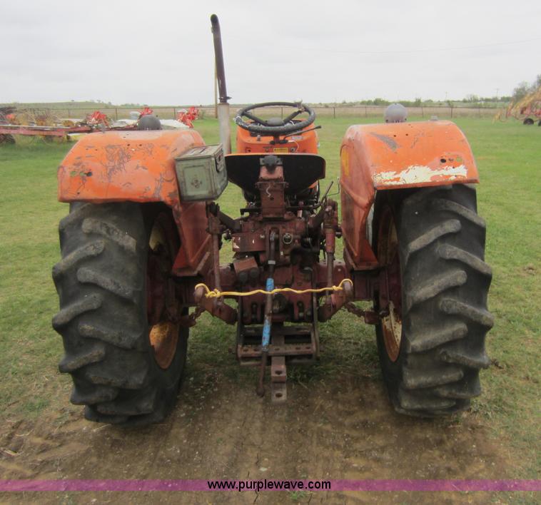 image for item F6532 Allis Chalmers 5040 tractor