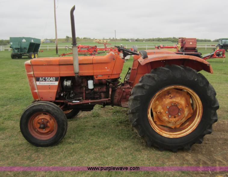 image for item F6532 Allis Chalmers 5040 tractor