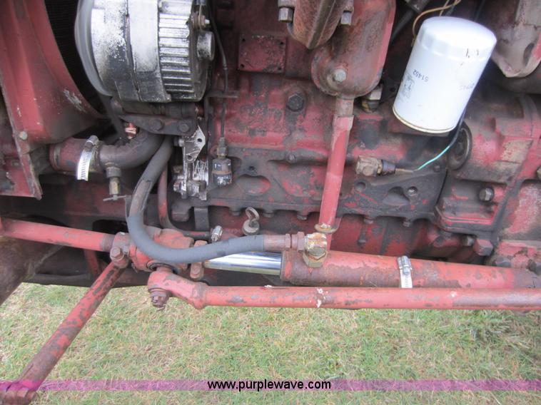 image for item F6532 Allis Chalmers 5040 tractor