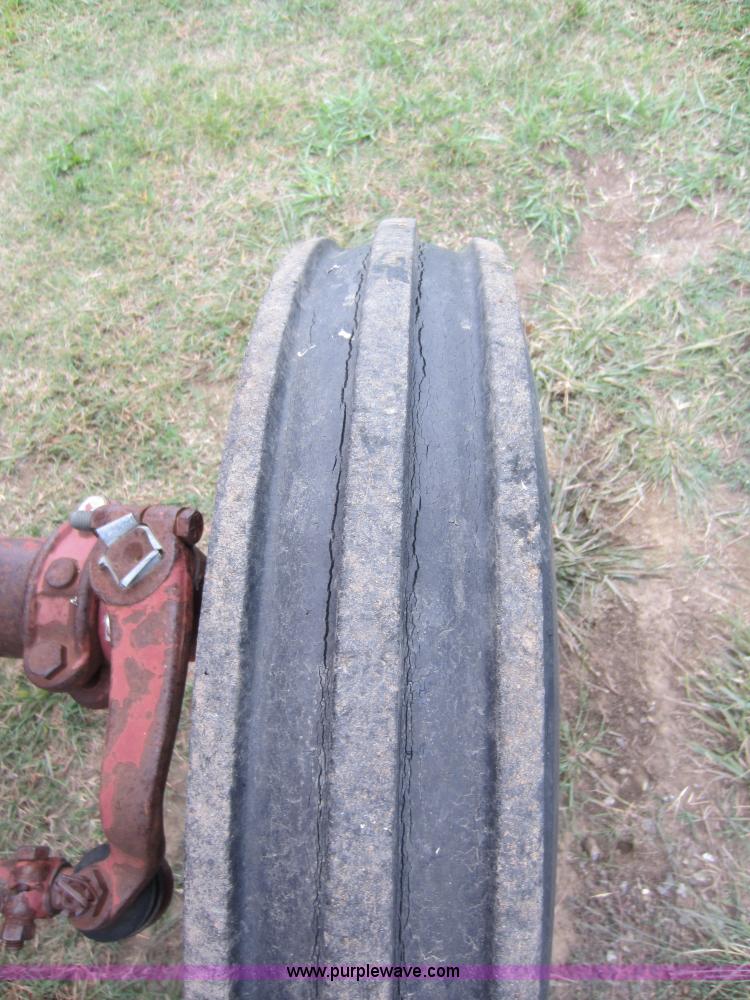 image for item F6532 Allis Chalmers 5040 tractor