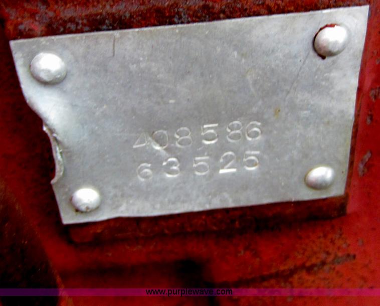 image for item F6532 Allis Chalmers 5040 tractor