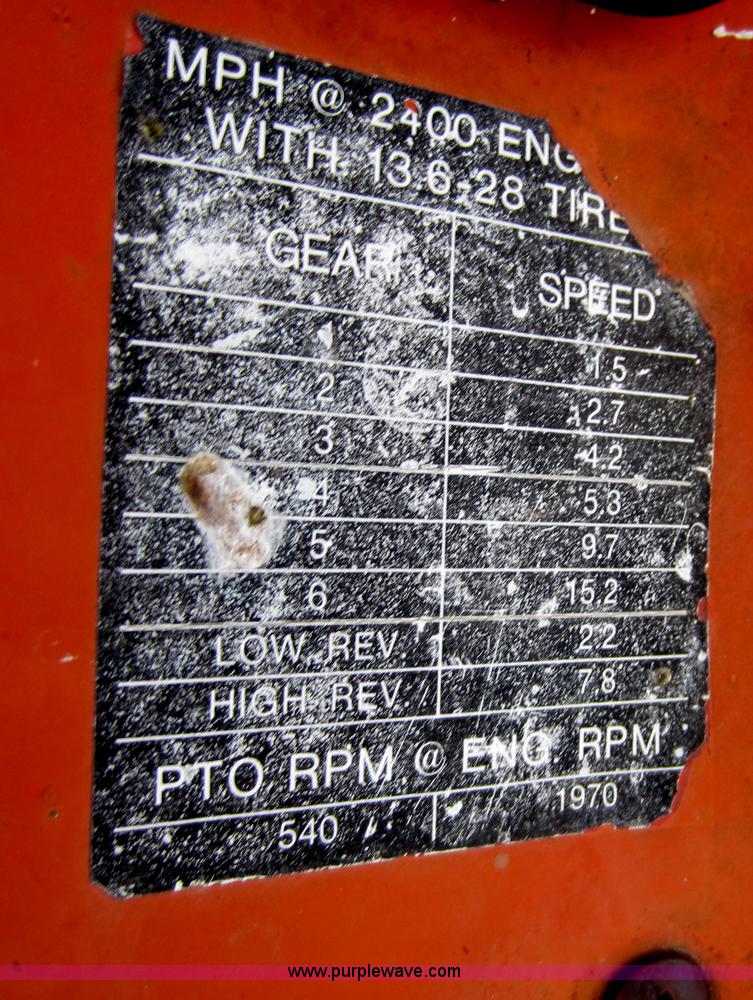 image for item F6532 Allis Chalmers 5040 tractor