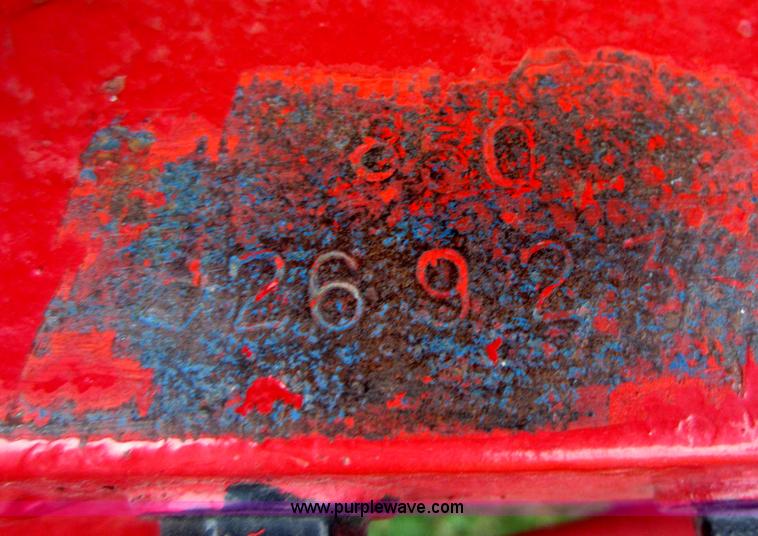 image for item F6533 Ford 800 tractor