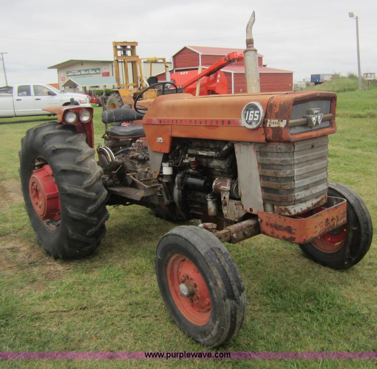 image for item F6534 Massey-Ferguson 165 tractor