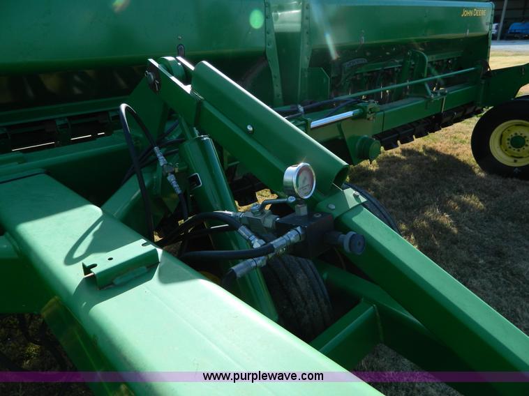image for item G7509 John Deere 455 grain drill