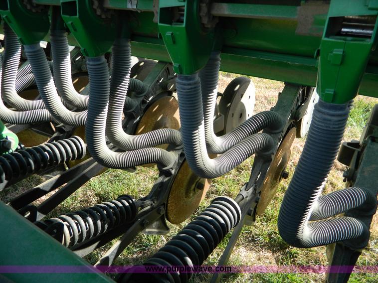image for item G7509 John Deere 455 grain drill