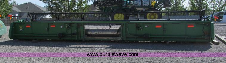 image for item I9796 2001 John Deere 930F 30' flex header