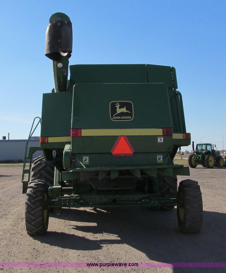 image for item I9797 1990 John Deere 9600 combine