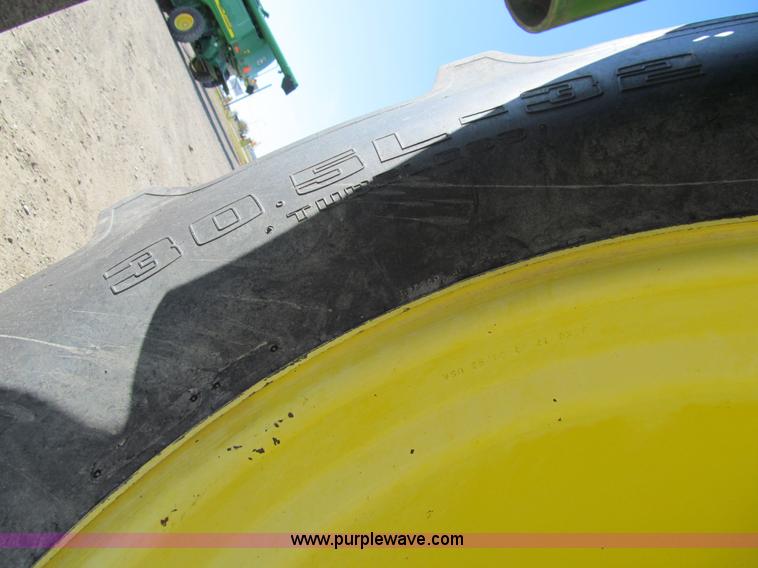 image for item I9797 1990 John Deere 9600 combine