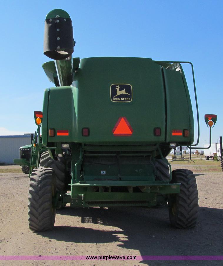 image for item I9798 2001 John Deere 9750 STS combine