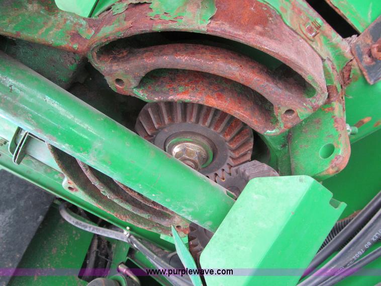 image for item I9798 2001 John Deere 9750 STS combine