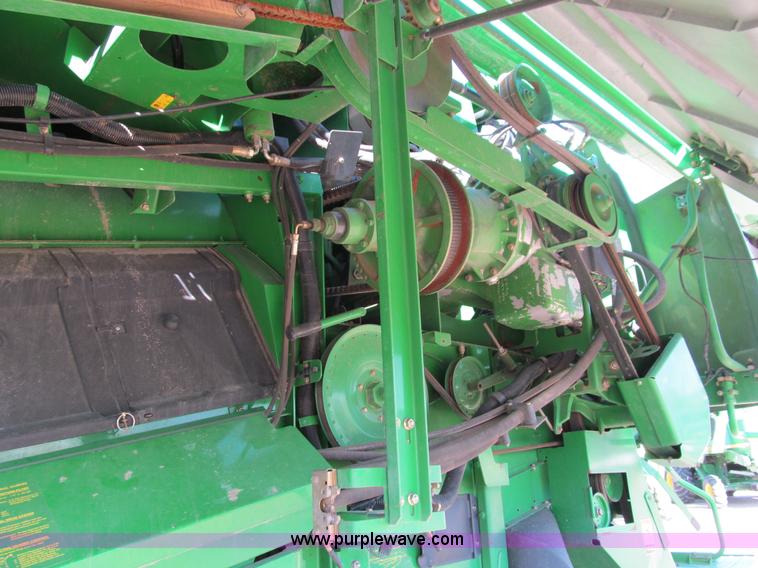 image for item I9798 2001 John Deere 9750 STS combine