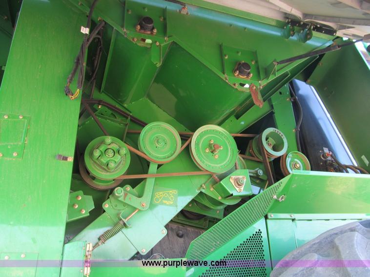 image for item I9798 2001 John Deere 9750 STS combine
