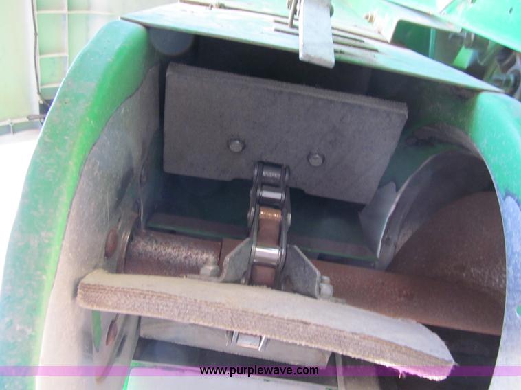 image for item I9798 2001 John Deere 9750 STS combine