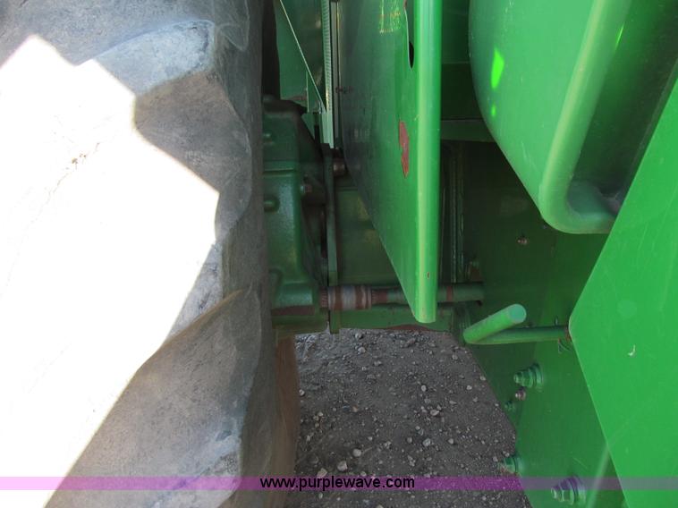 image for item I9798 2001 John Deere 9750 STS combine
