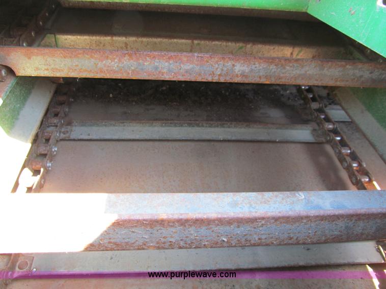 image for item I9798 2001 John Deere 9750 STS combine