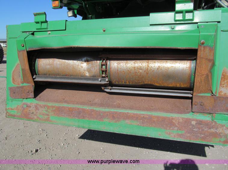 image for item I9798 2001 John Deere 9750 STS combine