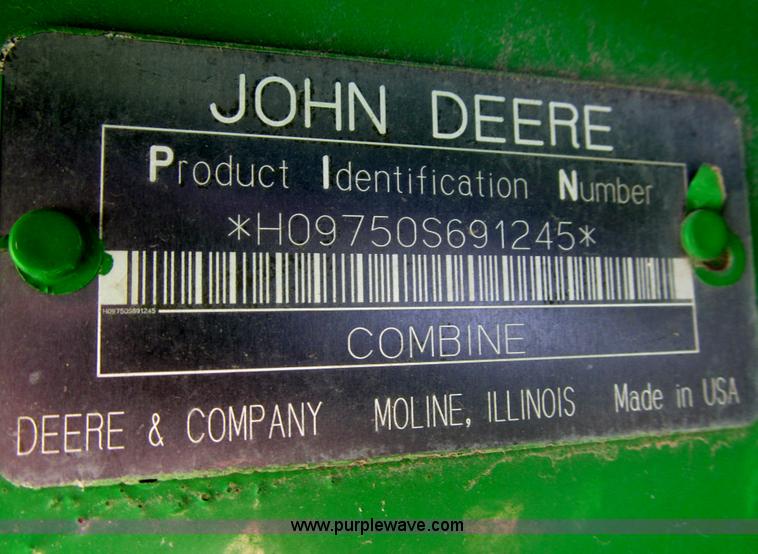 image for item I9798 2001 John Deere 9750 STS combine