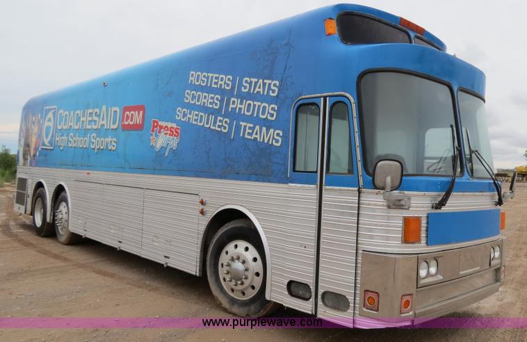 image for item B2487 1974 Eagle 40' bus