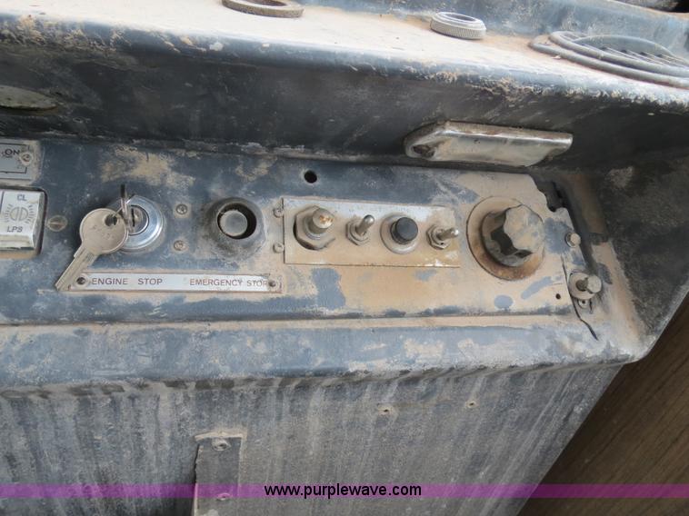 image for item B2487 1974 Eagle 40' bus