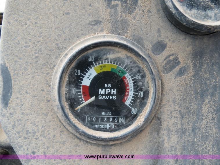 image for item B2487 1974 Eagle 40' bus