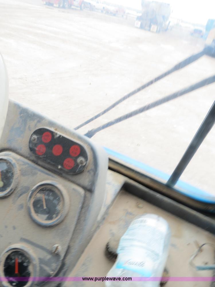 image for item B2487 1974 Eagle 40' bus