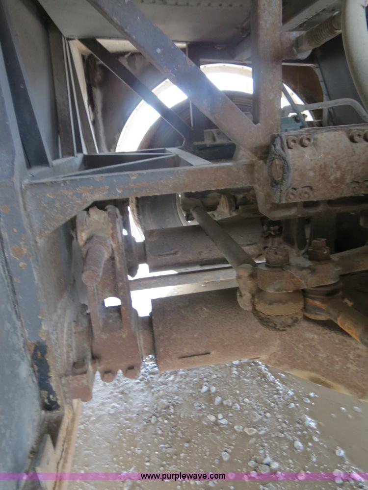 image for item B2487 1974 Eagle 40' bus