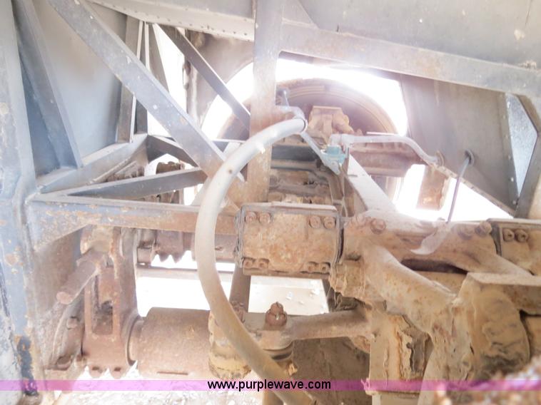 image for item B2487 1974 Eagle 40' bus