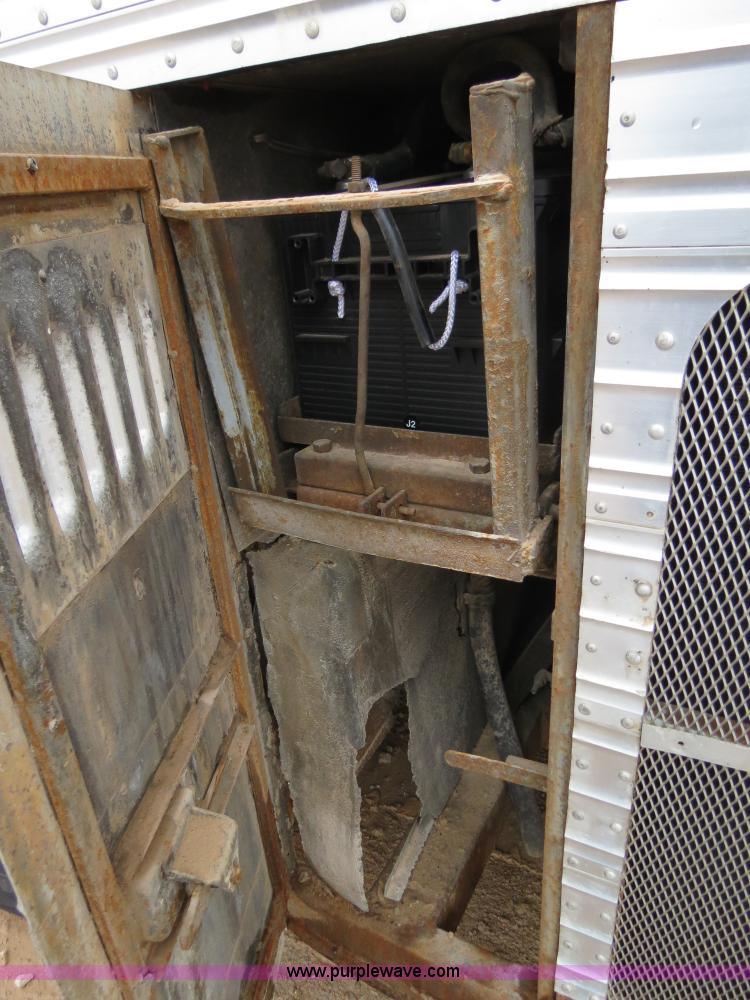 image for item B2487 1974 Eagle 40' bus