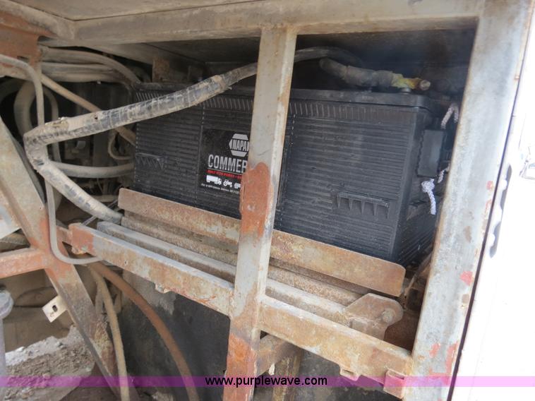 image for item B2487 1974 Eagle 40' bus