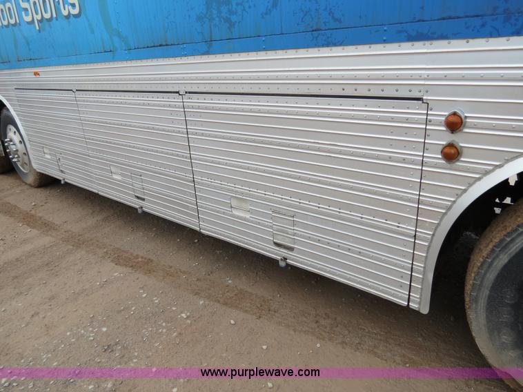 image for item B2487 1974 Eagle 40' bus