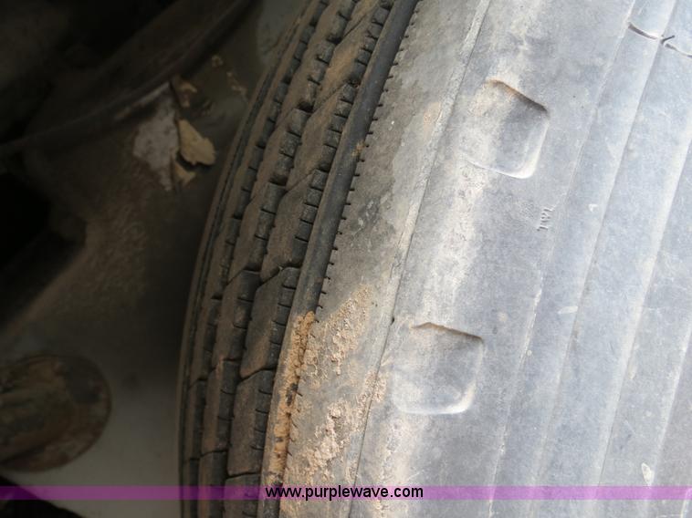 image for item B2487 1974 Eagle 40' bus