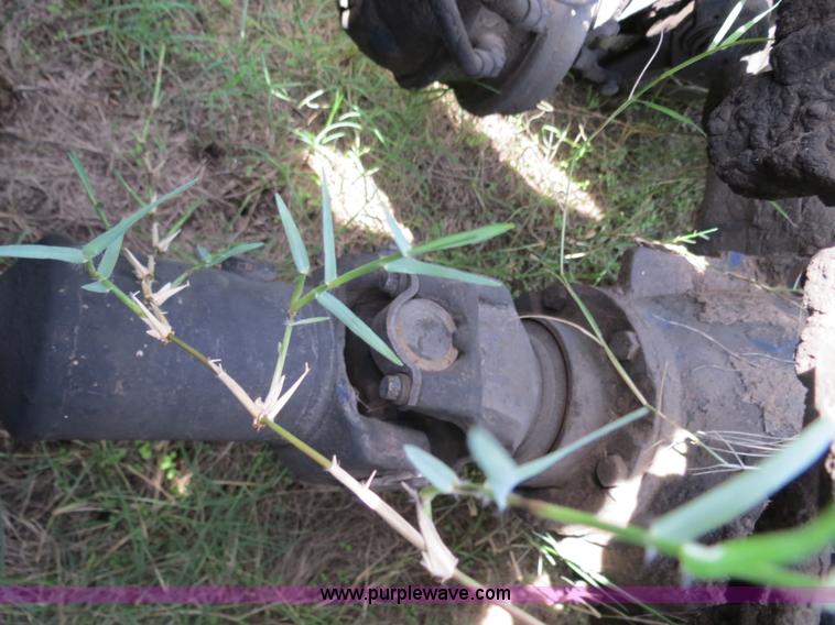 image for item B4501 1999 Peterbilt 377 semi truck