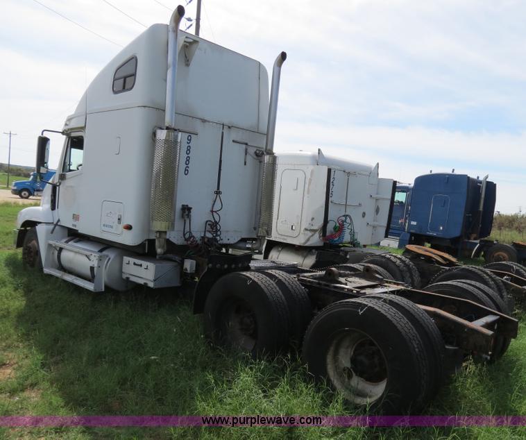 image for item B4503 1998 Freightliner FLC120 semi truck