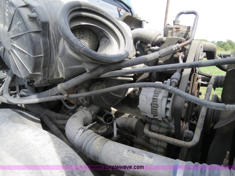 image for item B4503 1998 Freightliner FLC120 semi truck