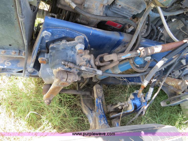 image for item B4505 1998 Peterbilt 377 semi truck