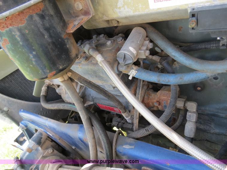 image for item B4505 1998 Peterbilt 377 semi truck