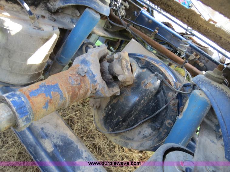 image for item B4505 1998 Peterbilt 377 semi truck