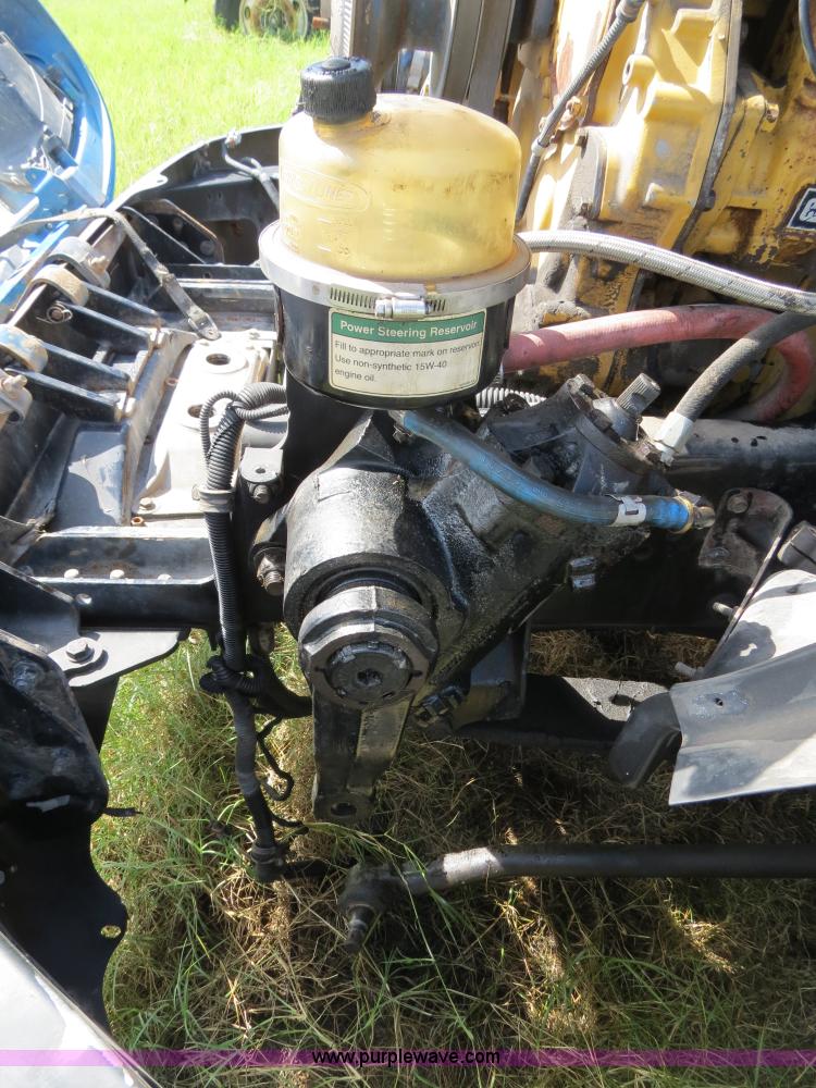 image for item B4506 2003 Freightliner Columbia semi truck