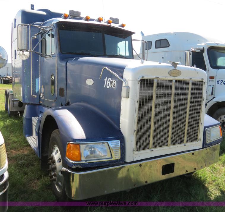 image for item B4511 1998 Peterbilit 377 semi truck