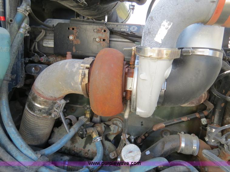 image for item B4511 1998 Peterbilit 377 semi truck