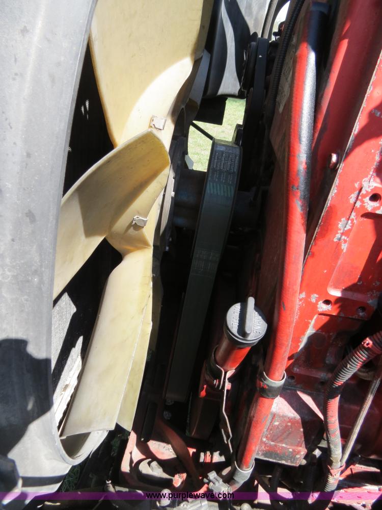 image for item B4513 2006 International 9400i semi truck