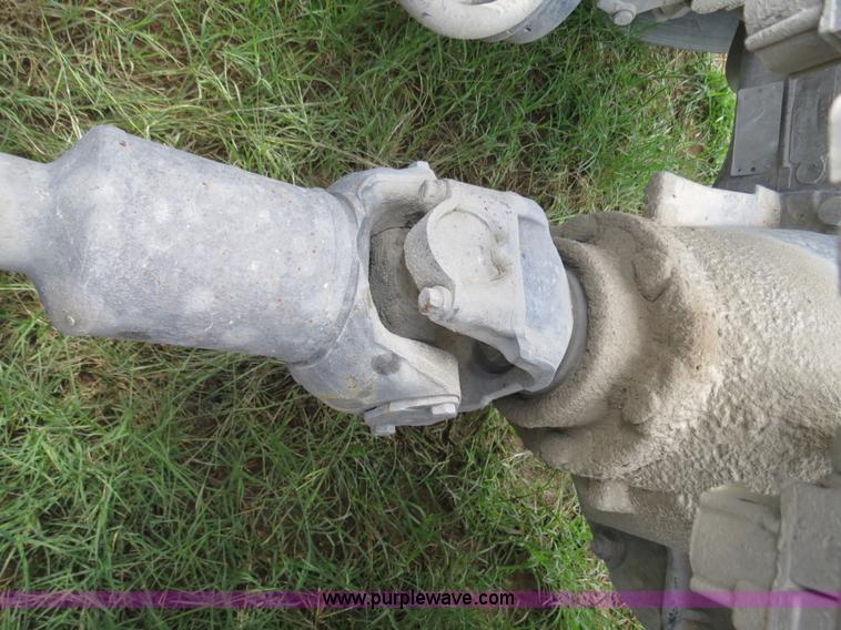 image for item B4516 2000 Peterbilt 377 semi truck