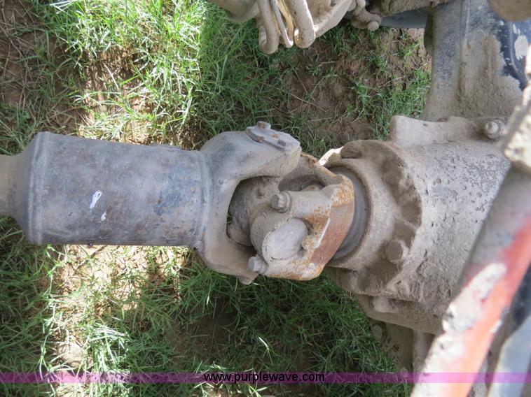 image for item B4518 1998 Peterbilt 377 semi truck