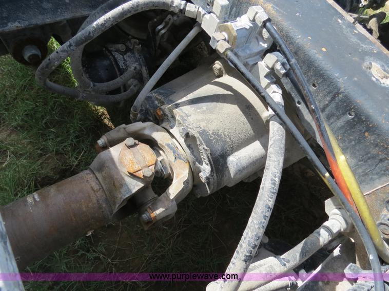 image for item B4521 2000 Peterbilt 377 semi truck